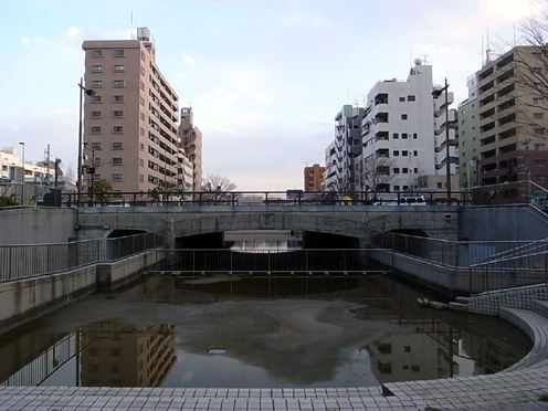 ◆江戸東京散歩・隅田川の向こうへ◆　大横川を歩く_e0043700_19134062.jpg