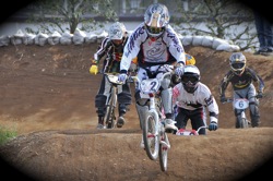 2010JOSF緑山４月定期戦VOL2：BMXエキスパートクラス決勝（動画有り）_b0065730_21261088.jpg