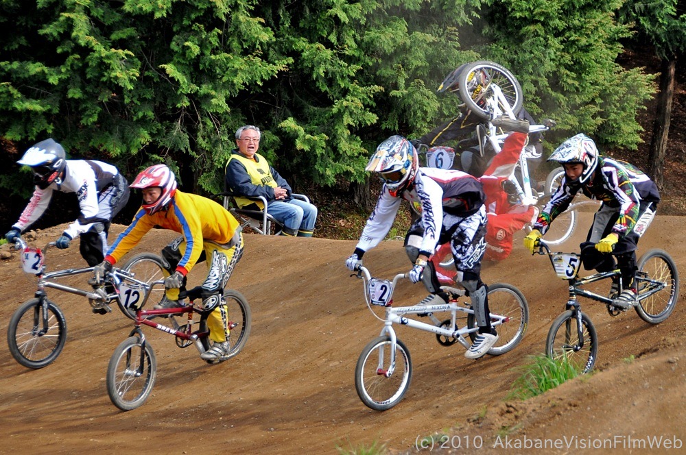 2010JOSF緑山４月定期戦VOL2：BMXエキスパートクラス決勝（動画有り）_b0065730_21305748.jpg