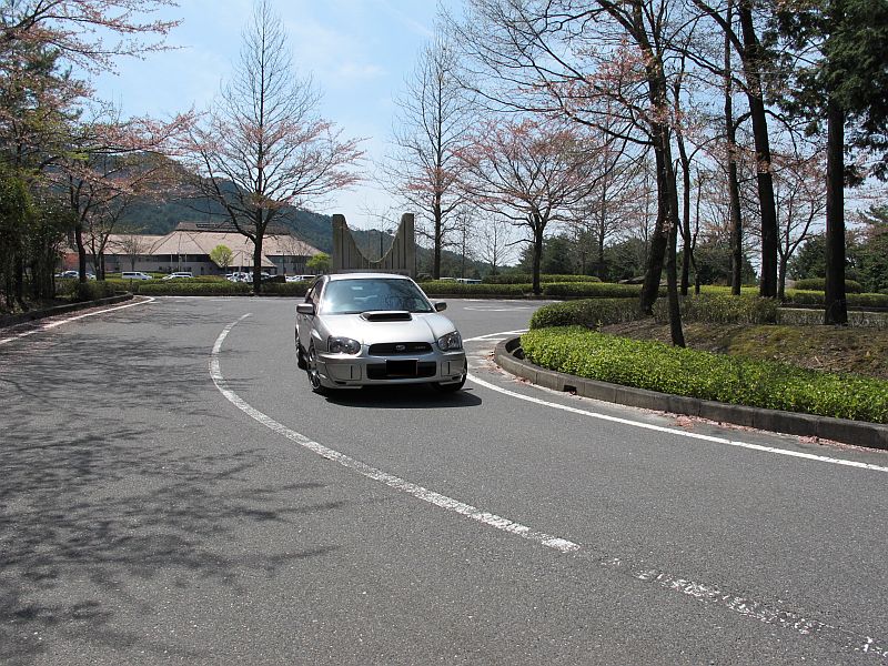 桜まつり最終日に特別なインプレッサを比較テスト_f0076731_15493150.jpg