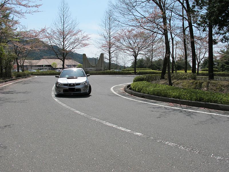 桜まつり最終日に特別なインプレッサを比較テスト_f0076731_1625268.jpg