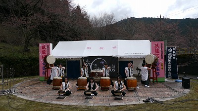 臥龍桜　音楽祭２０１０　開催！_c0220047_8165810.jpg