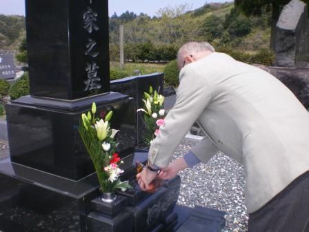 お蔭様で、素敵な墓参ツアーになりました!_c0198869_23265874.jpg
