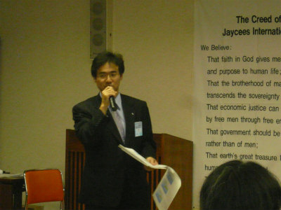 例会報告:4月例会『繋げるために伝えること ~若年層の就労現実~』_e0075103_2185999.jpg