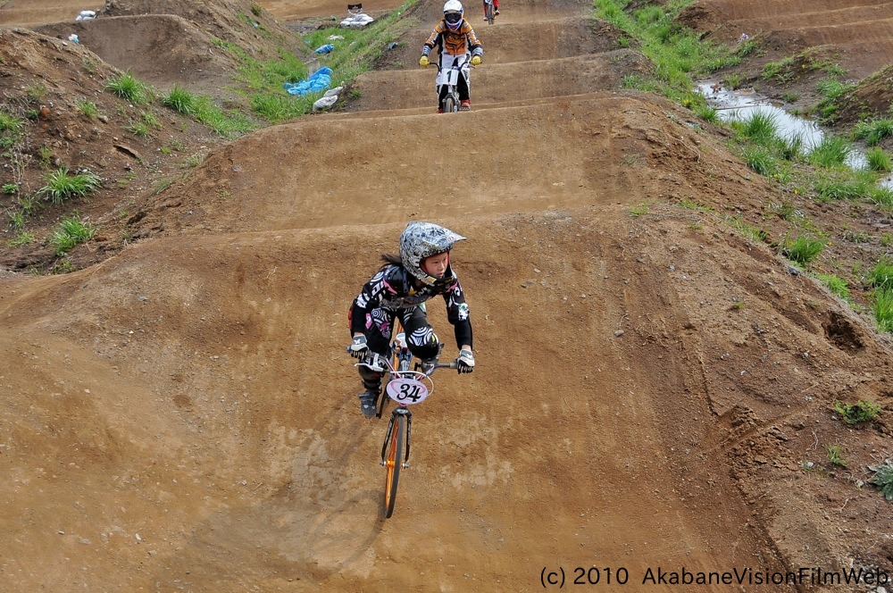 2010JOSF緑山４月定期戦VOL4：ビギナー、パウダークラス決勝_b0065730_1265263.jpg