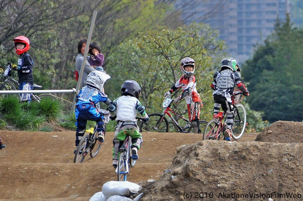 2010JOSF緑山４月定期戦VOL5：クルーザー、ミルキー６クラス決勝_b0065730_1313742.jpg