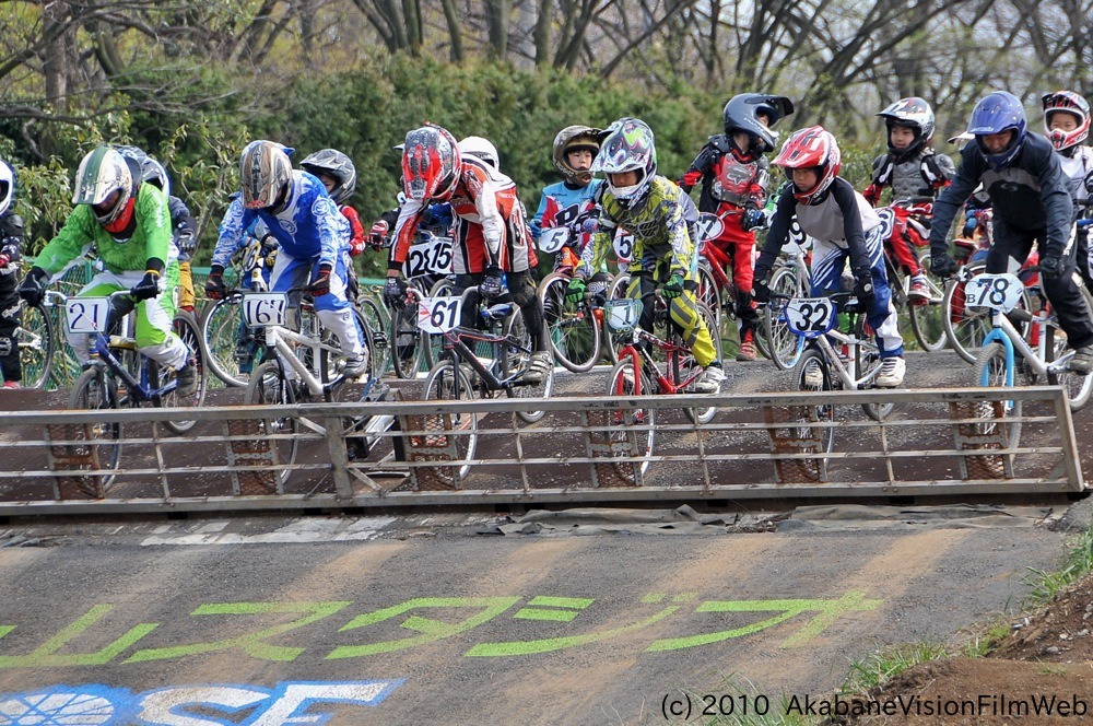 2010JOSF緑山４月定期戦VOL5：クルーザー、ミルキー６クラス決勝_b0065730_131378.jpg