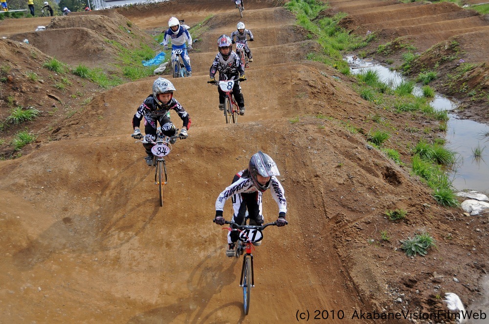 2010JOSF緑山４月定期戦VOL7：ミルキー９、ジュニアクラス決勝_b0065730_1643524.jpg