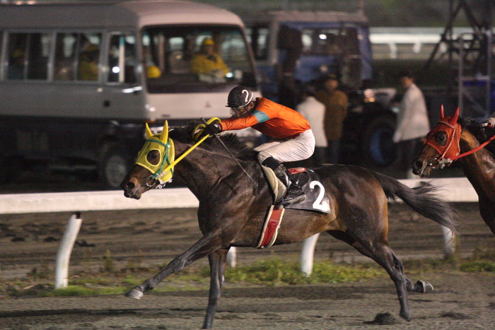 2010年4月18日（日） 高知競馬 7R C2-3_a0077663_1847185.jpg