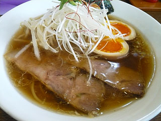 塩や@菅田 ☆☆ (醤油らー麺+味玉)_f0080612_18871.jpg