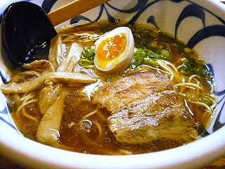 麺鮮醤油房 周一@広島 ★☆ (らーめん)_f0080612_19678.jpg