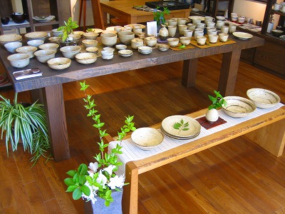 馬渡新平陶展 開催中_b0100229_1362118.jpg