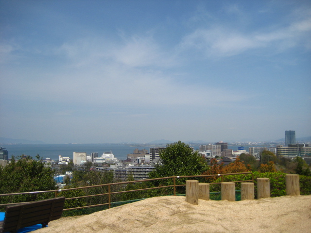 e0105596_28504.jpg