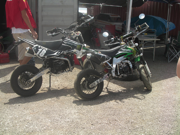 b0123820_23175023.gif