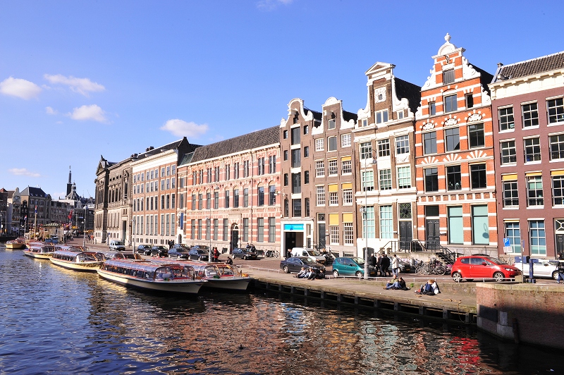アムステルダム　運河の街_f0050534_16173423.jpg