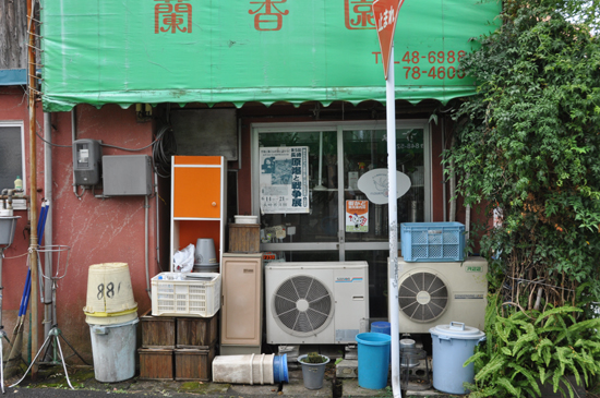 室外機萌え_e0171573_23503091.jpg