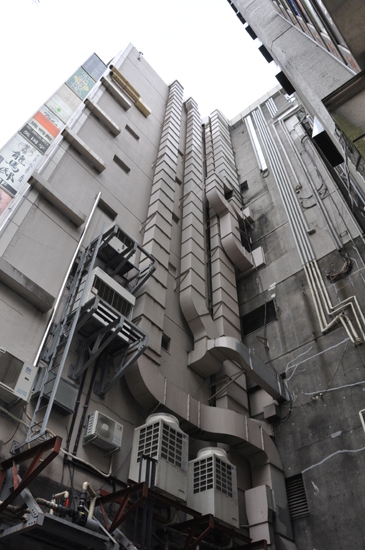 室外機萌え_e0171573_23512914.jpg