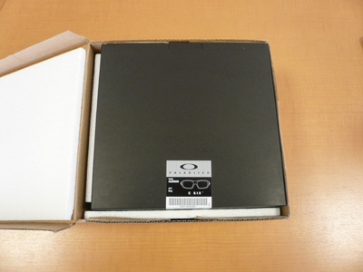 OAKLEYエリートコレクションサングラスC SIX Aluminium再入荷!_c0003493_932620.jpg