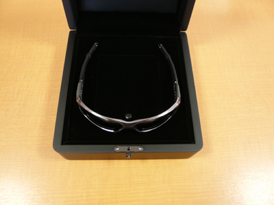 OAKLEYエリートコレクションサングラスC SIX Aluminium再入荷!_c0003493_933457.jpg
