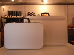 \"ZARGES 40873 MED THIN SVS CASE SILVER\"ってこんなこと。_c0140560_11205645.jpg