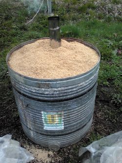 籾殻くん炭づくり フジ菜園日記