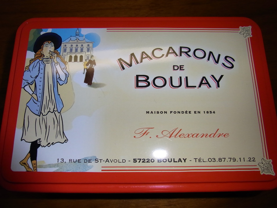 MACARONS DE BOULAY_c0224905_23295026.jpg