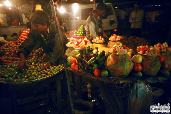 「甘い誘惑」〜インド／コルカタ〜 by LUBITEL166+_f0013652_19343947.jpg