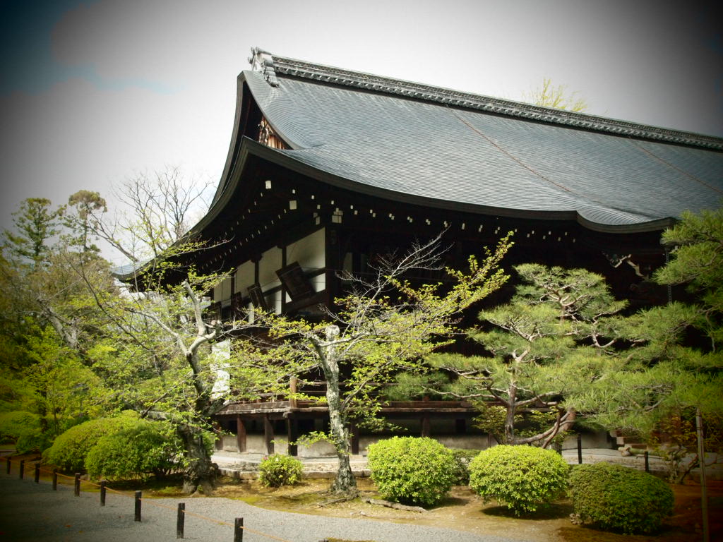 京都旅行2010.4.25　その2　広隆寺-蚕の社_d0156510_104215.jpg