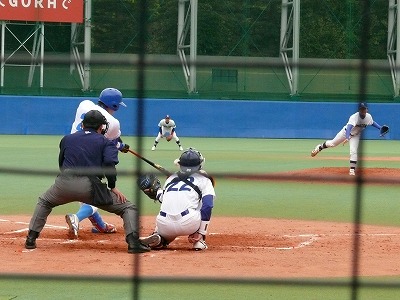 4月20日 東都大学野球2部 駒澤大対青学大_b0166128_1204373.jpg