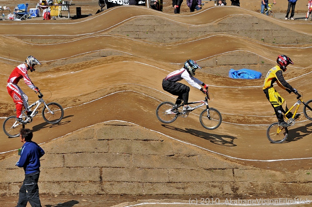 2010JBMXF全日本BMX選手権in秩父大会VOL6：ボーイズ15-16才クラス決勝_b0065730_19255983.jpg