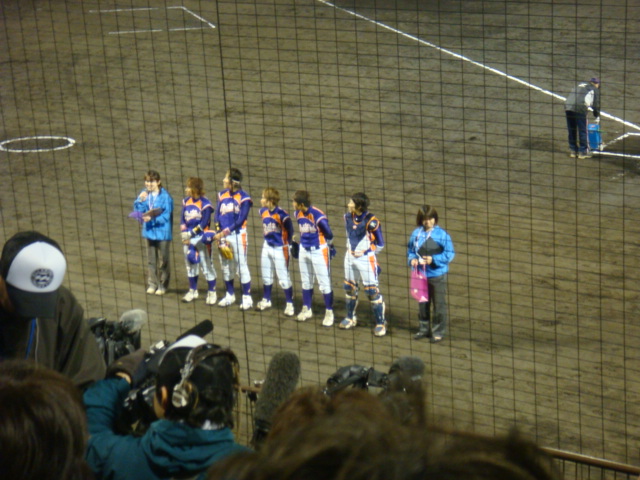 野球旅～蛍　日本女子プロ野球開幕_b0105441_13102156.jpg