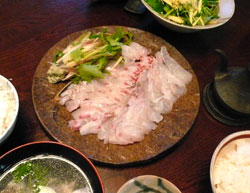 Z家のいただきもので晩ごはん〜今夜はタイ漁!_a0017350_01627100.jpg