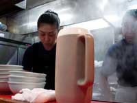 究極のラーメンを探す旅 _f0232060_1347893.jpg