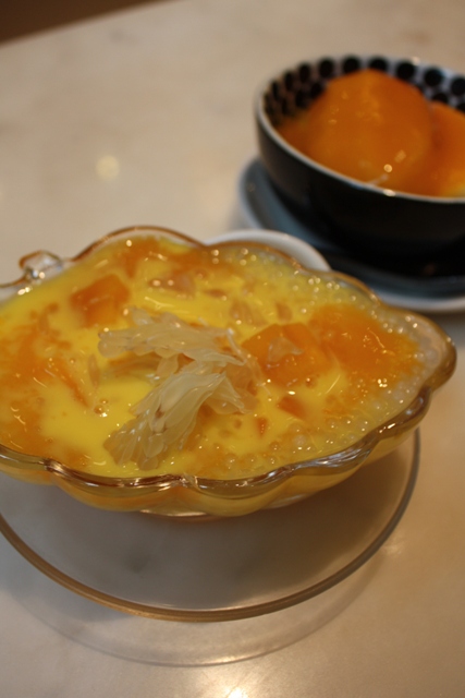 満屋復活店 その名も 紅果樹_c0135971_20172057.jpg