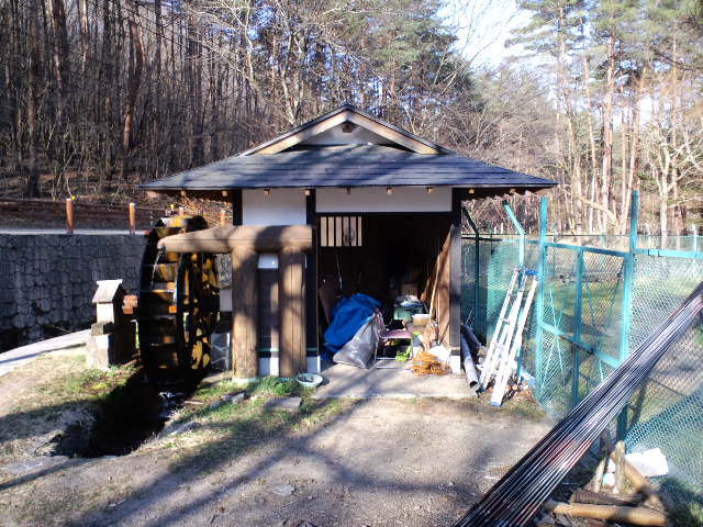 水車小屋_d0027486_8353965.jpg