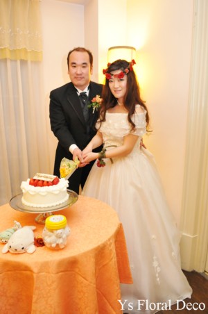 花冠&リストレット 赤いプリザーブドフラワーで_b0113510_0153577.jpg