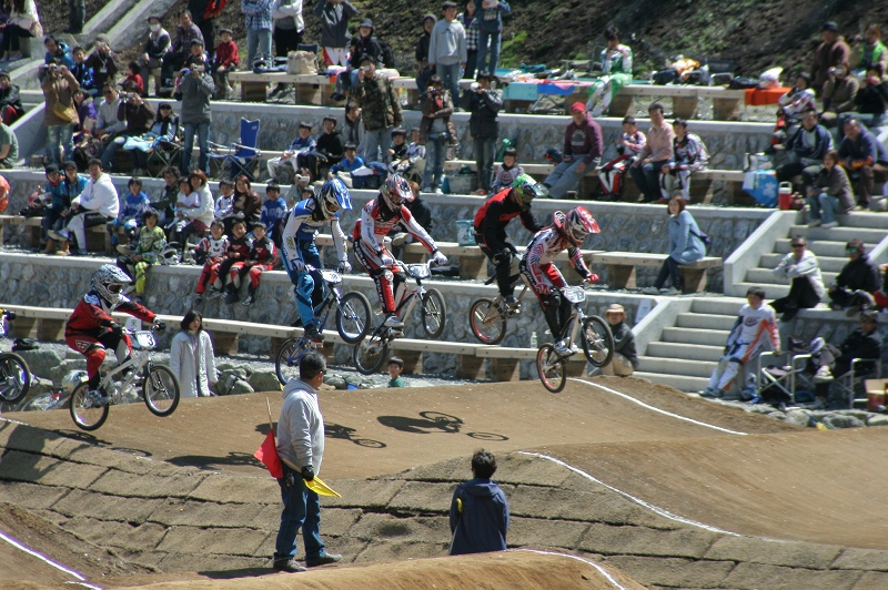 第26回 全日本BMX選手権大会 エリートSEMI_b0136231_2262777.jpg