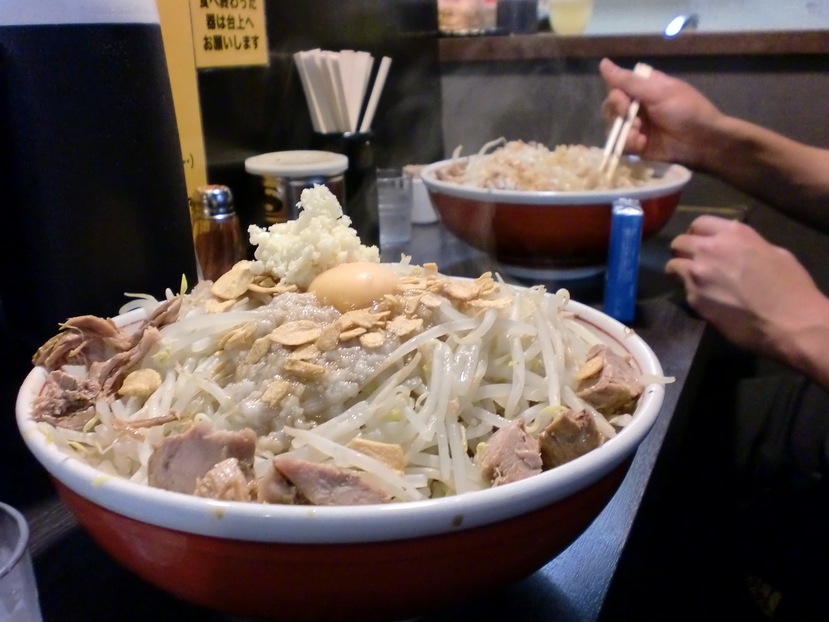 岡山B級グルメその8　岡山駅前　ダントツラーメン　_f0228407_22491647.jpg