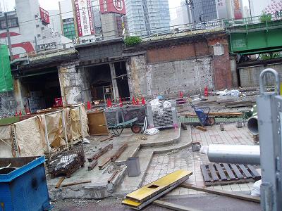 さよなら交通博物館 建物の解体状況(6)_f0030574_2228599.jpg