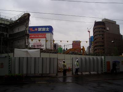 さよなら交通博物館 建物の解体状況(6)_f0030574_22332329.jpg