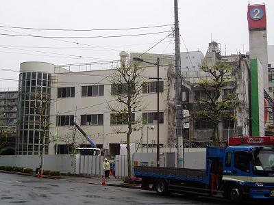 さよなら交通博物館 建物の解体状況(6)_f0030574_22334158.jpg