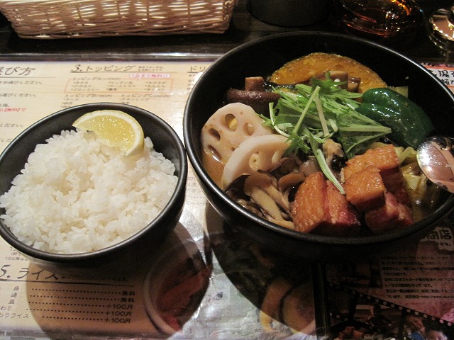 f0202703_22594023.jpg