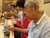 おじいちゃんと孫_f0232060_17521412.jpg