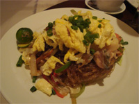 セブ島へ行く。⑤ ~Pulchraでの食事 夕食&夜食編~_f0232060_21351620.jpg