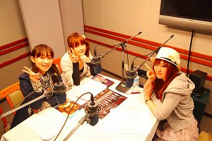 「今井麻美・喜多村英梨のRADIO コープスパーティー！」第2回、第３回には中嶋直美役の佐藤利奈が登場！_e0025035_23271560.jpg