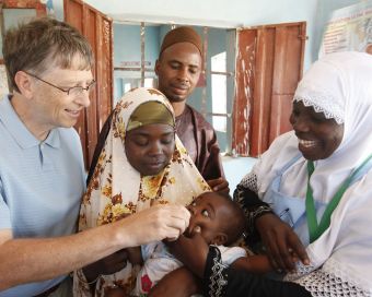 ビル・ゲイツ「ワクチンは人口削減が目的」と語る F・ウィリアム・イングドール 2_c0139575_174682.jpg