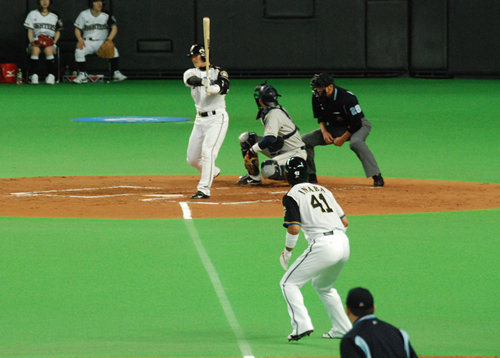 【ライオンズ戦】延長さよならゲーム　１０勝到達一番遅【１６戦目】【非常事態宣言発令中】_e0126914_071293.jpg