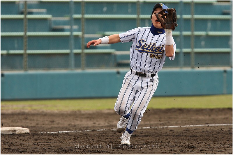 京滋大学野球連盟　びわこ成蹊スポーツ大学 vs 花園大学（前篇）  _b0170881_1322734.jpg