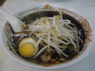 「中華そば 永楽」の昭和なラーメンを食べてみた。_a0029277_118999.jpg