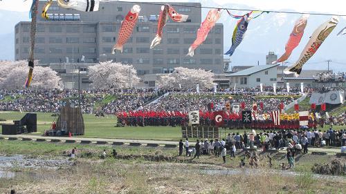 米沢上杉まつり・川中島合戦を見物する・・・１_c0075701_20142982.jpg